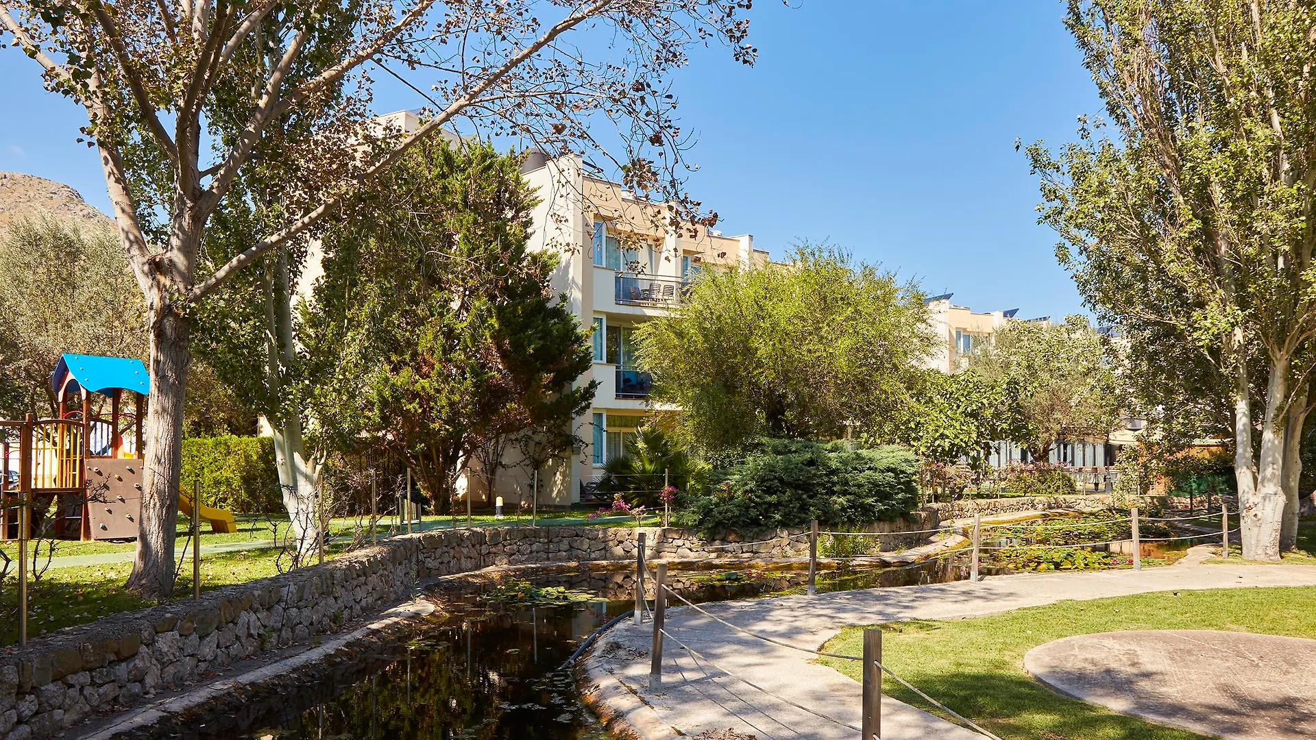 Aparthotel Duva & Spa Port de Pollenca